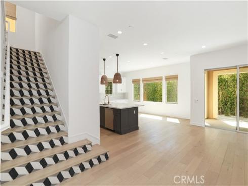 122 Jayhawk , Irvine, CA