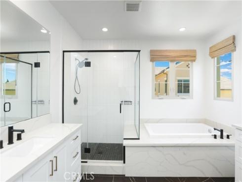 122 Jayhawk , Irvine, CA