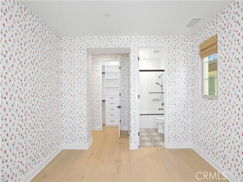 122 Jayhawk , Irvine, CA