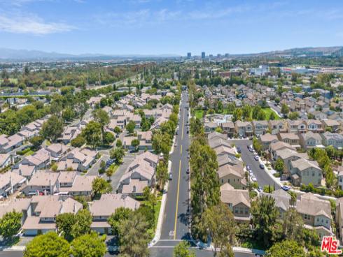 64  Eagle  34 , Irvine, CA
