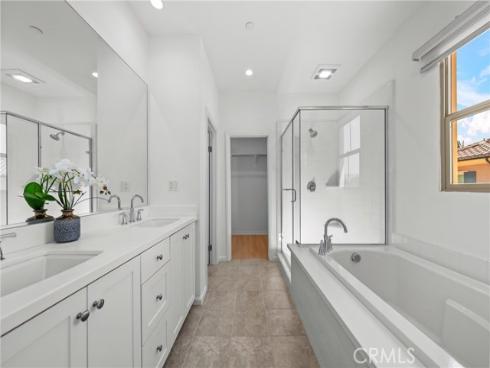 180 Frontier , Irvine, CA