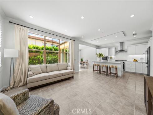 180 Frontier , Irvine, CA
