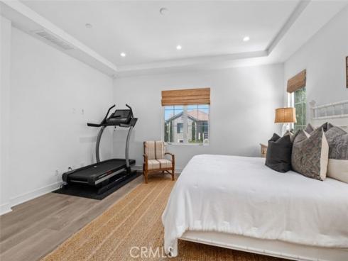 100 Della , Irvine, CA
