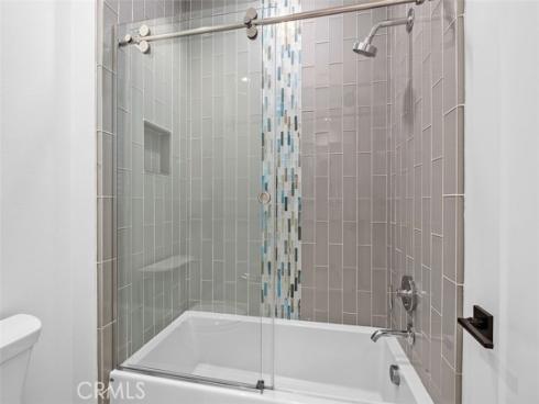 100 Della , Irvine, CA