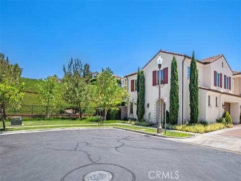 100 Della , Irvine, CA