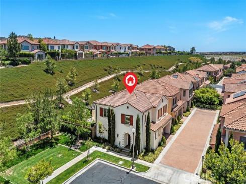 100 Della , Irvine, CA