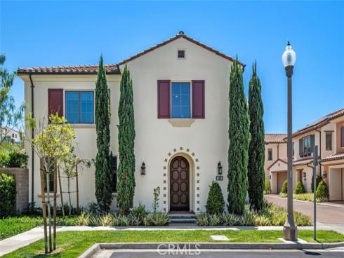 100 Della , Irvine, CA