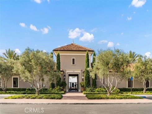 100 Della , Irvine, CA