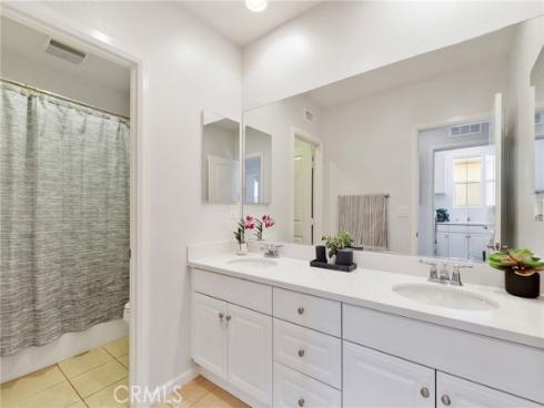 111 Bumblebee , Irvine, CA