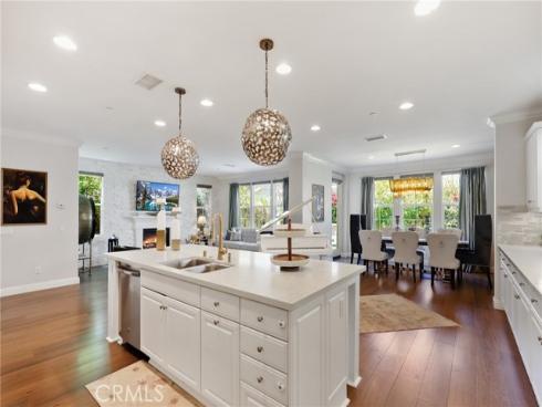 111 Bumblebee , Irvine, CA