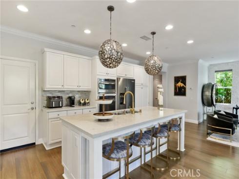 111 Bumblebee , Irvine, CA