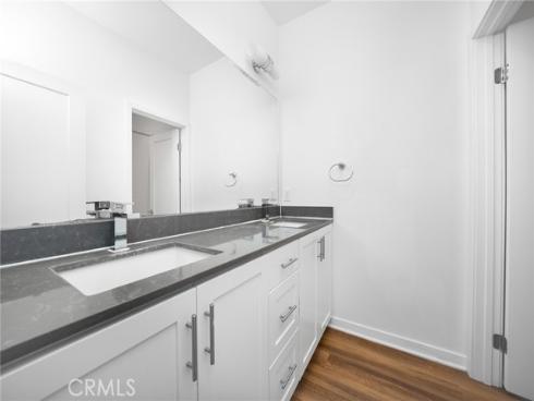 122 Schick , Irvine, CA