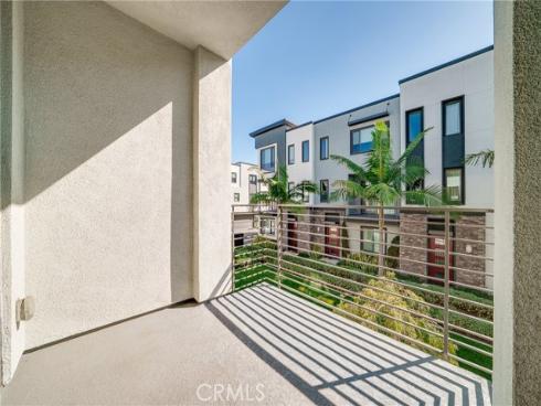 122 Schick , Irvine, CA