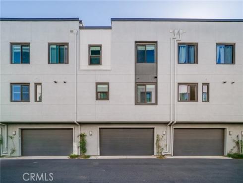 122 Schick , Irvine, CA
