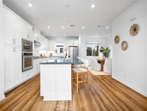 122 Schick , Irvine, CA