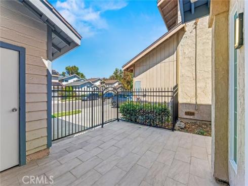 9 Southampton , Irvine, CA