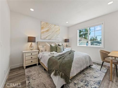 9 Southampton , Irvine, CA