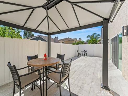 9 Southampton , Irvine, CA