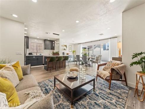9 Southampton , Irvine, CA