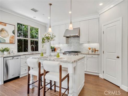 123 Doverwood , Irvine, CA