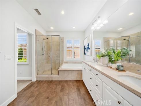 123 Doverwood , Irvine, CA