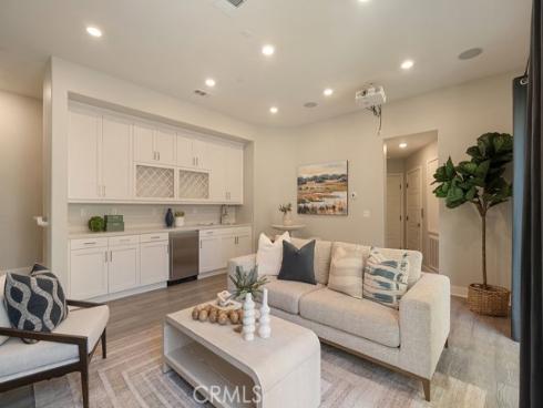 128 Catalyst , Irvine, CA