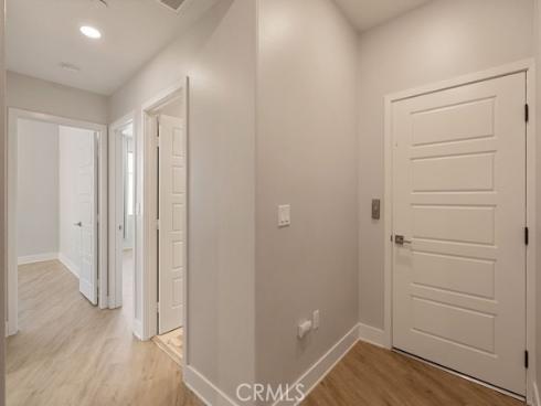 128 Catalyst , Irvine, CA