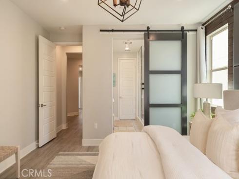 128 Catalyst , Irvine, CA