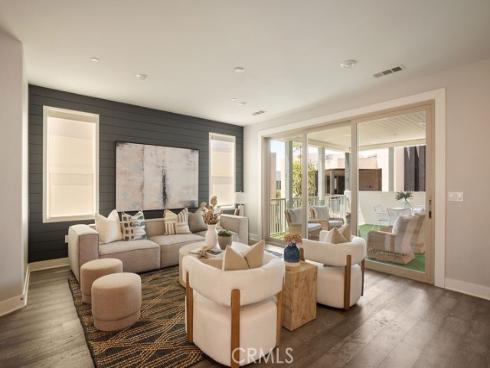 128 Catalyst , Irvine, CA