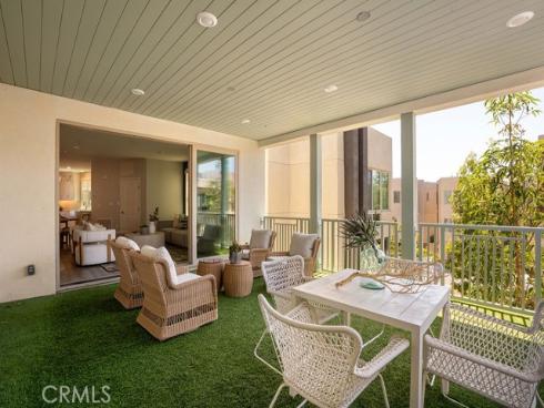 128 Catalyst , Irvine, CA