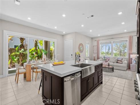 148 Perspective , Irvine, CA