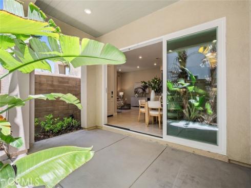 148 Perspective , Irvine, CA