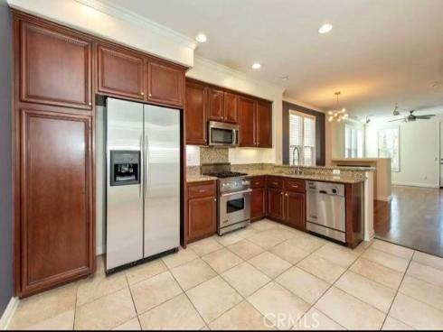 12 Tall Oak , Irvine, CA