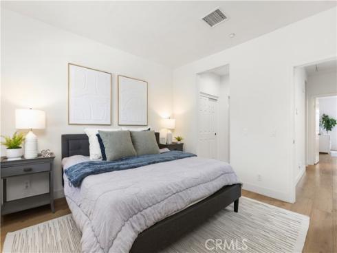229 Dewdrop , Irvine, CA