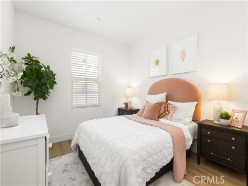 229 Dewdrop , Irvine, CA