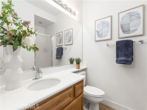 229 Dewdrop , Irvine, CA