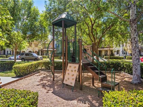229 Dewdrop , Irvine, CA