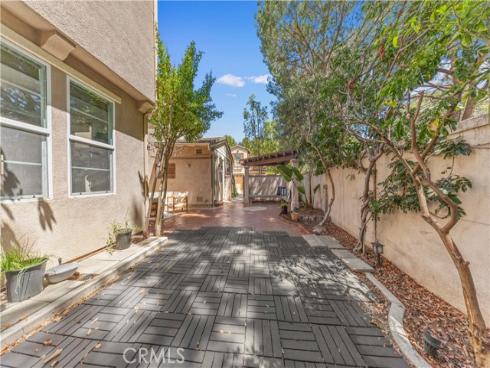 97 Canopy , Irvine, CA