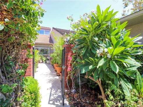 5086  Cinnamon  , Irvine, CA
