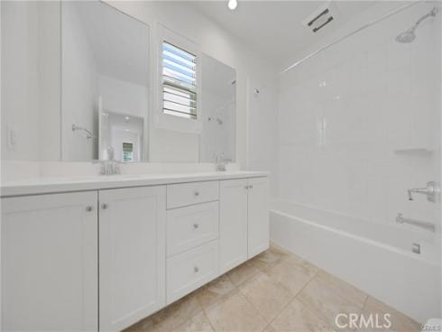 126 Gulfstream , Irvine, CA