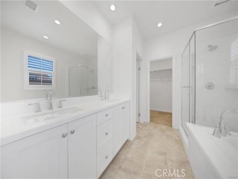126 Gulfstream , Irvine, CA