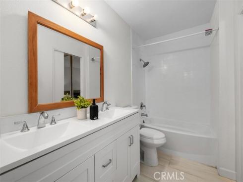 324 Tangelo , Irvine, CA