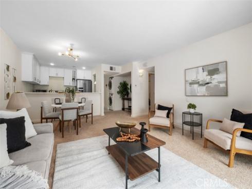 324 Tangelo , Irvine, CA