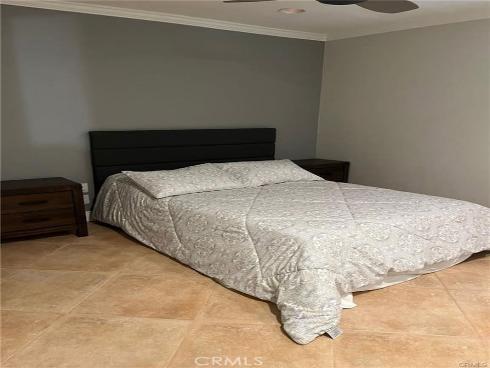 142 Orange Blossom 112 , Irvine, CA