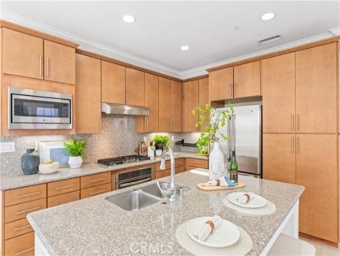 191 Firefly , Irvine, CA