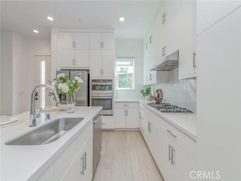 185 Yugen , Irvine, CA