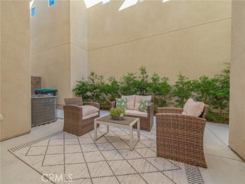 185 Yugen , Irvine, CA