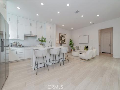 185 Yugen , Irvine, CA