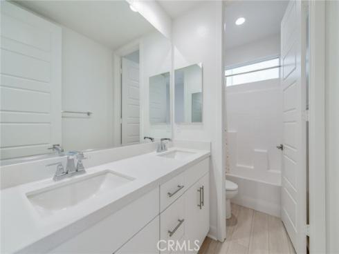 185 Yugen , Irvine, CA