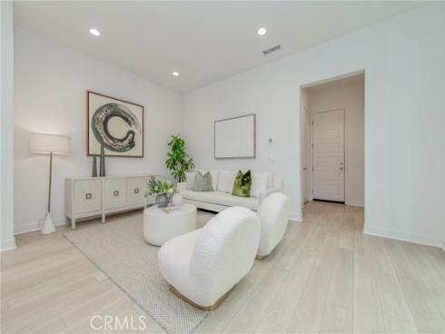185 Yugen , Irvine, CA